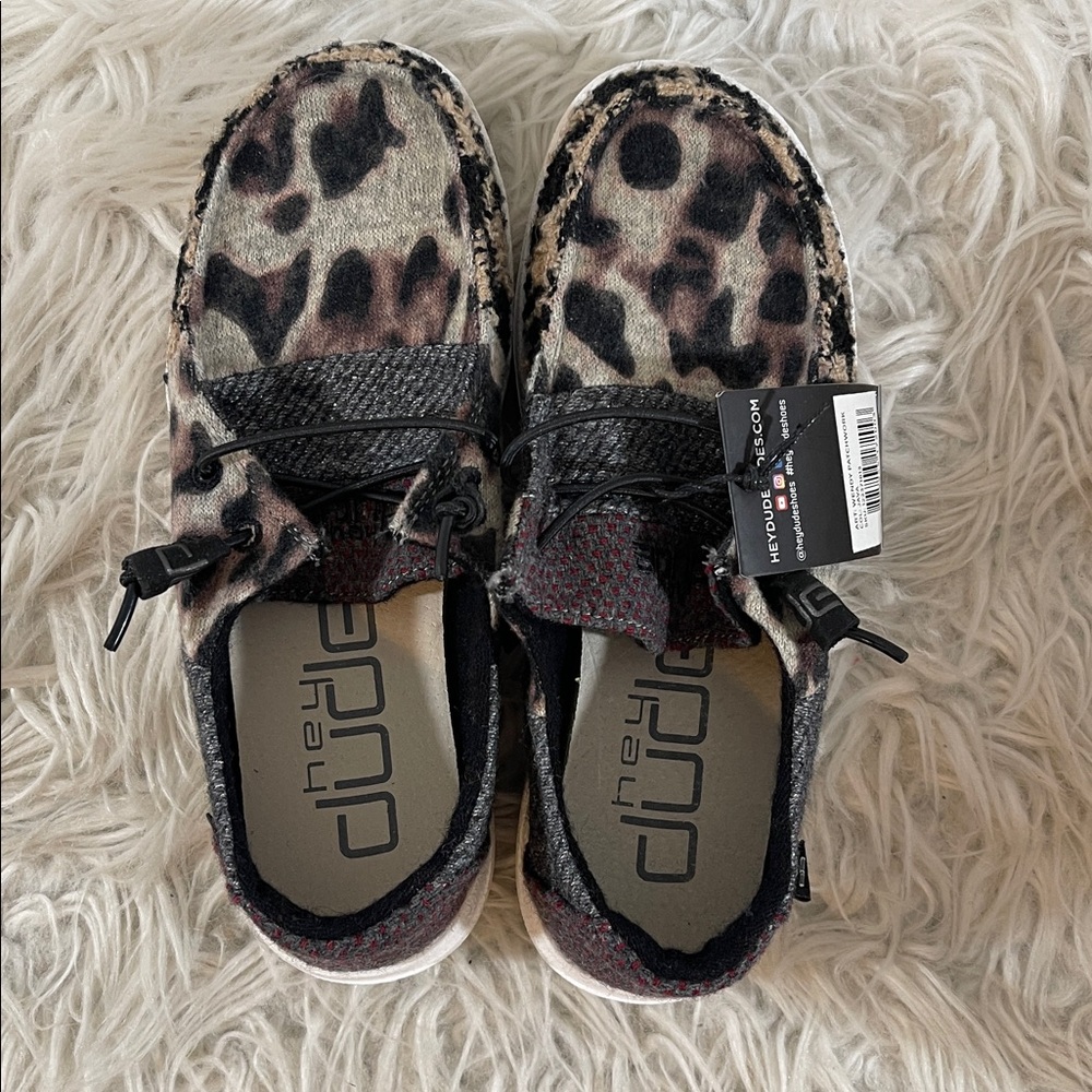 HEY DUDE Wendy Patchwork Java Animal Print Lightw… - image 6